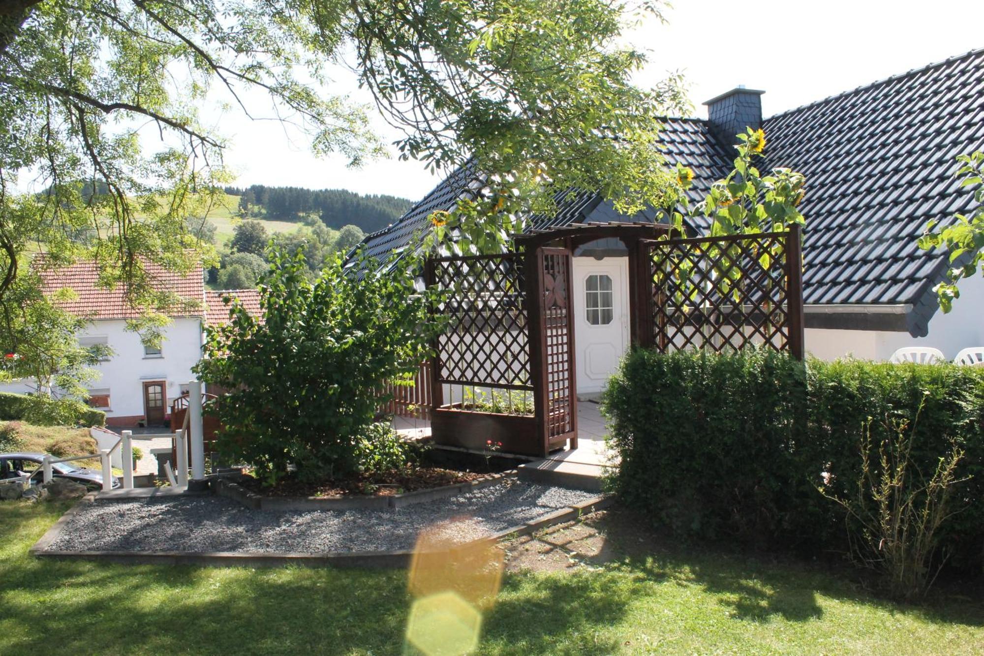 Gaestehaus Ballmann Rockeskyll Exterior photo